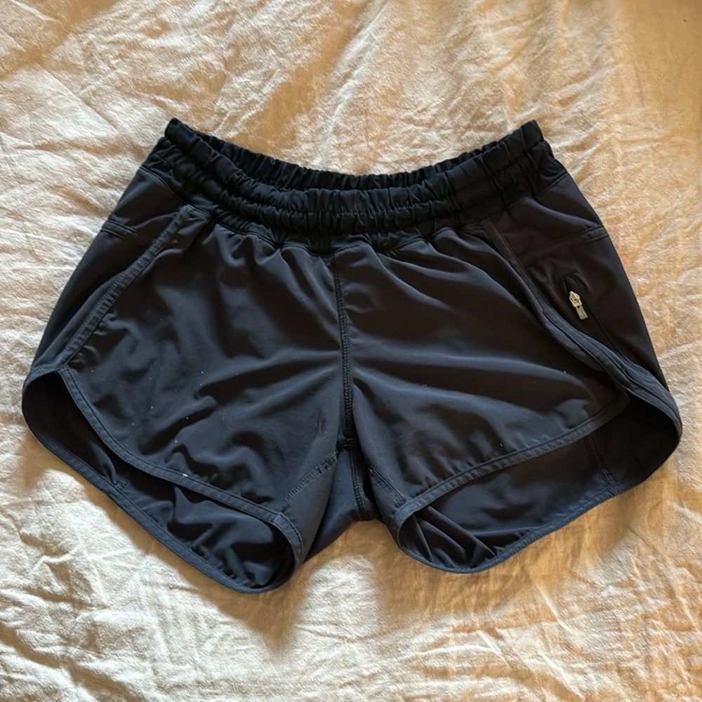 Lululemon Low Rise 4” Tracker Short, 6